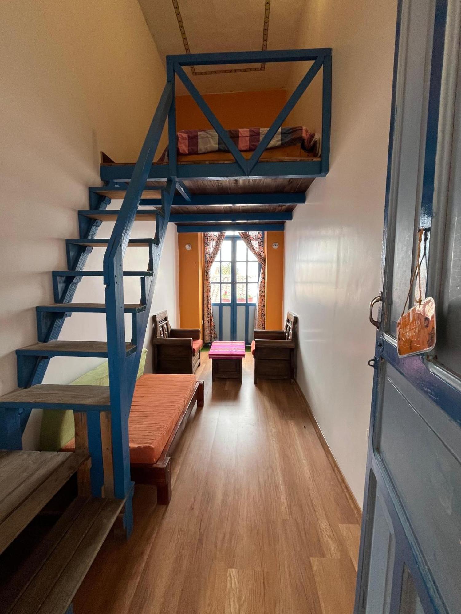 Hostal Cafe Tiana Latacunga Exteriér fotografie